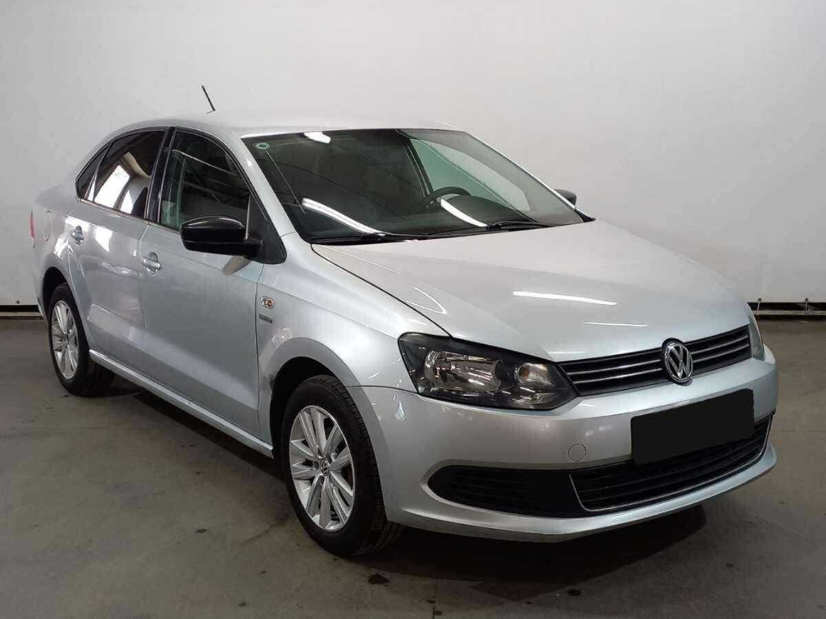 Volkswagen Polo с пробегом — 2013 год. Фото: #2