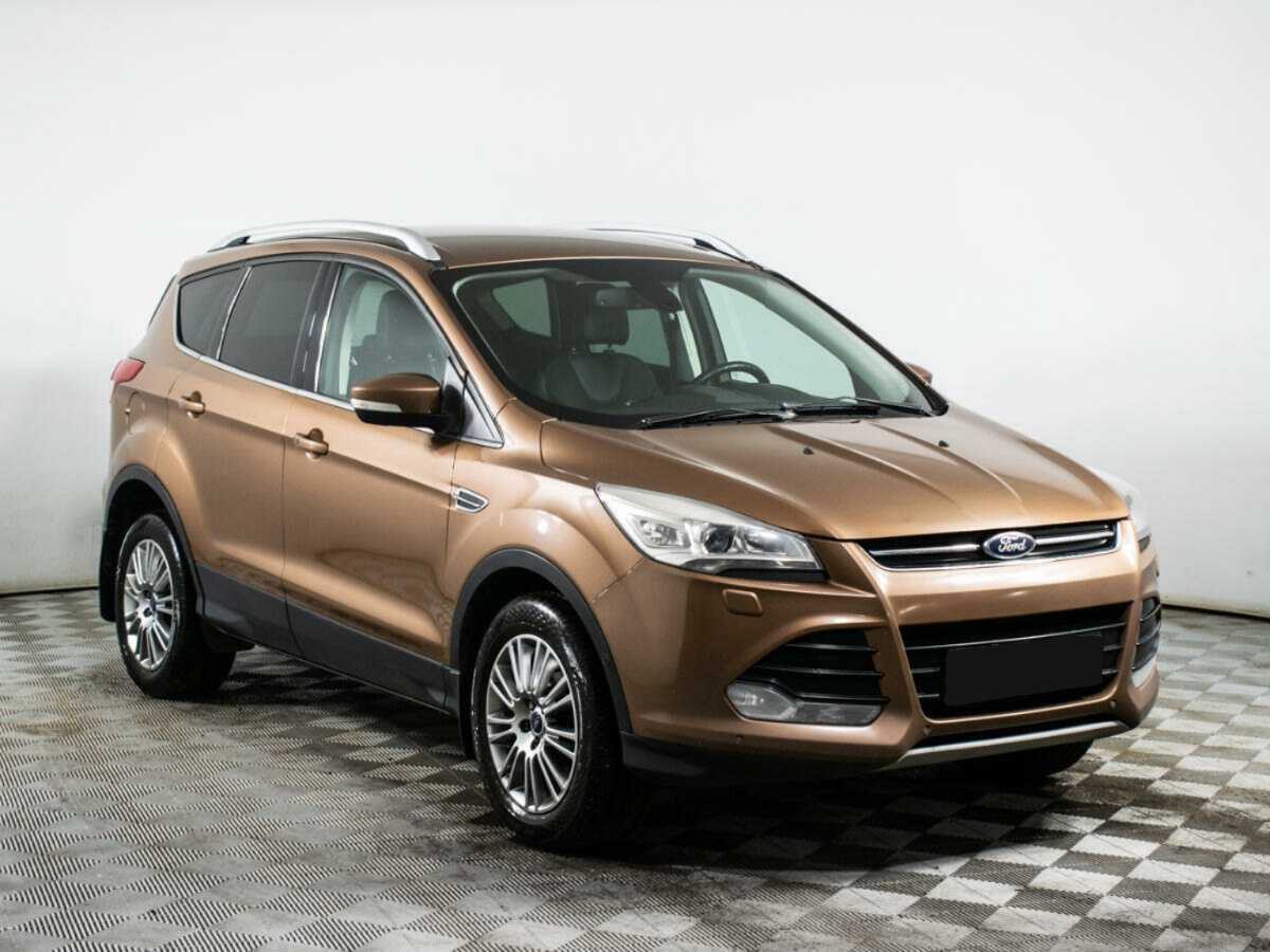 Ford Kuga с пробегом — 2013 год. Фото: #2
