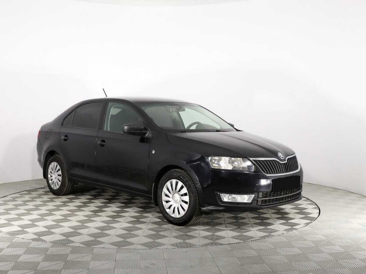 Skoda Rapid с пробегом — 2017 год. Фото: #2