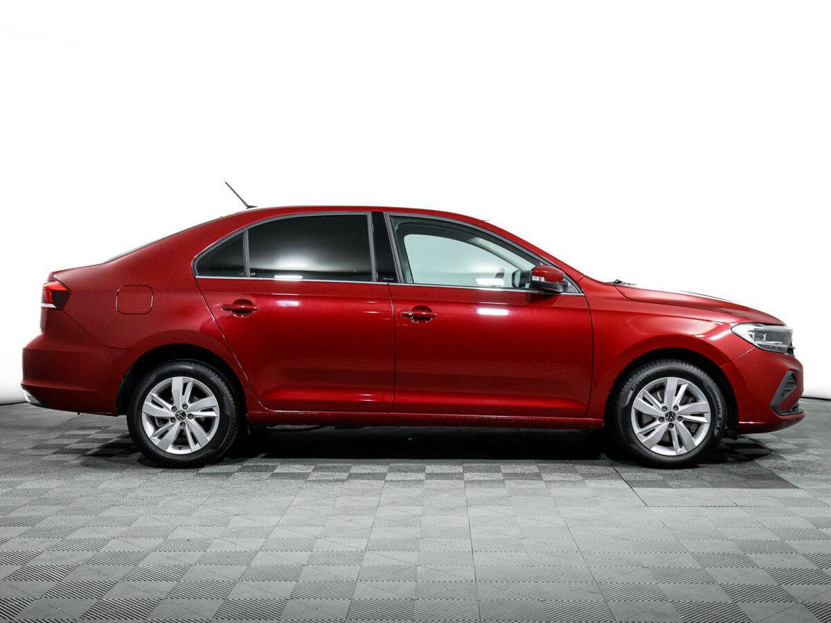 Volkswagen Polo с пробегом — 2021 год. Фото: #3
