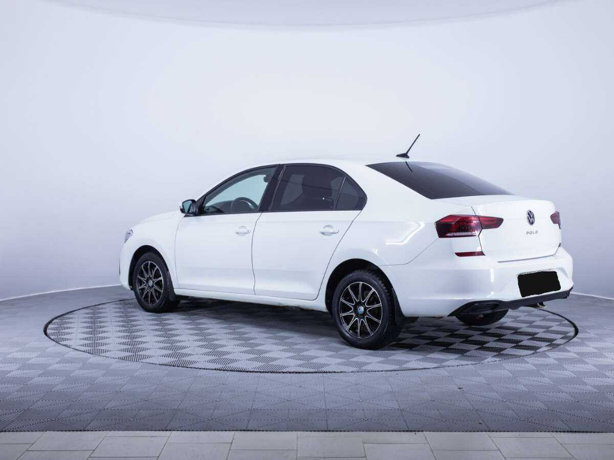 Volkswagen Polo с пробегом — 2020 год. Фото: #4