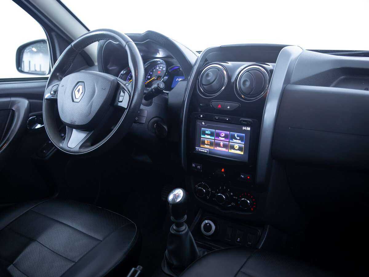 Renault Duster с пробегом — 2017 год. Фото: #10