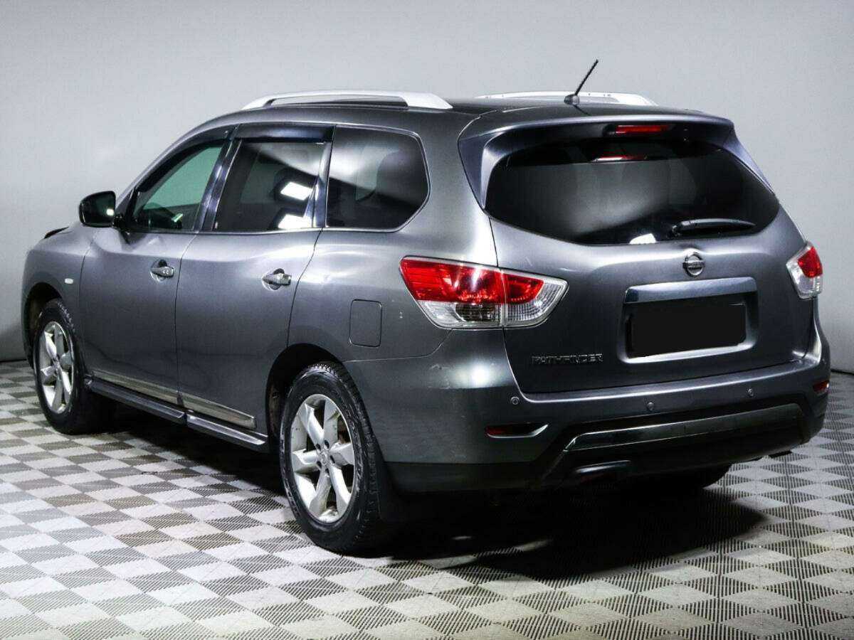 Nissan Pathfinder с пробегом — 2015 год. Фото: #5