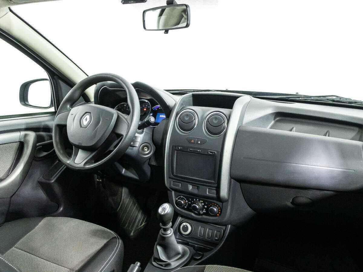 Renault Duster с пробегом — 2016 год. Фото: #8