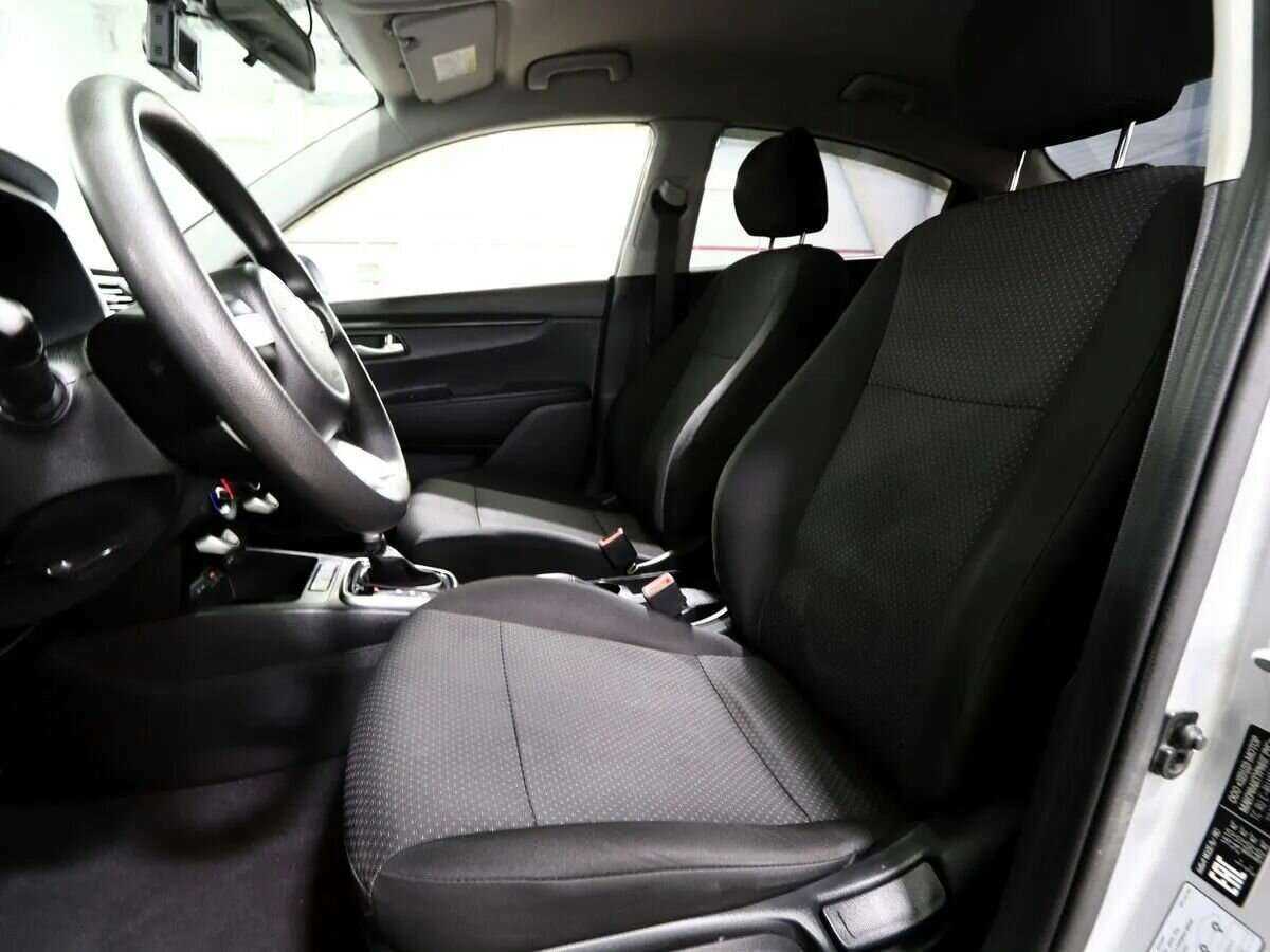Kia Rio с пробегом — 2021 год. Фото: #4