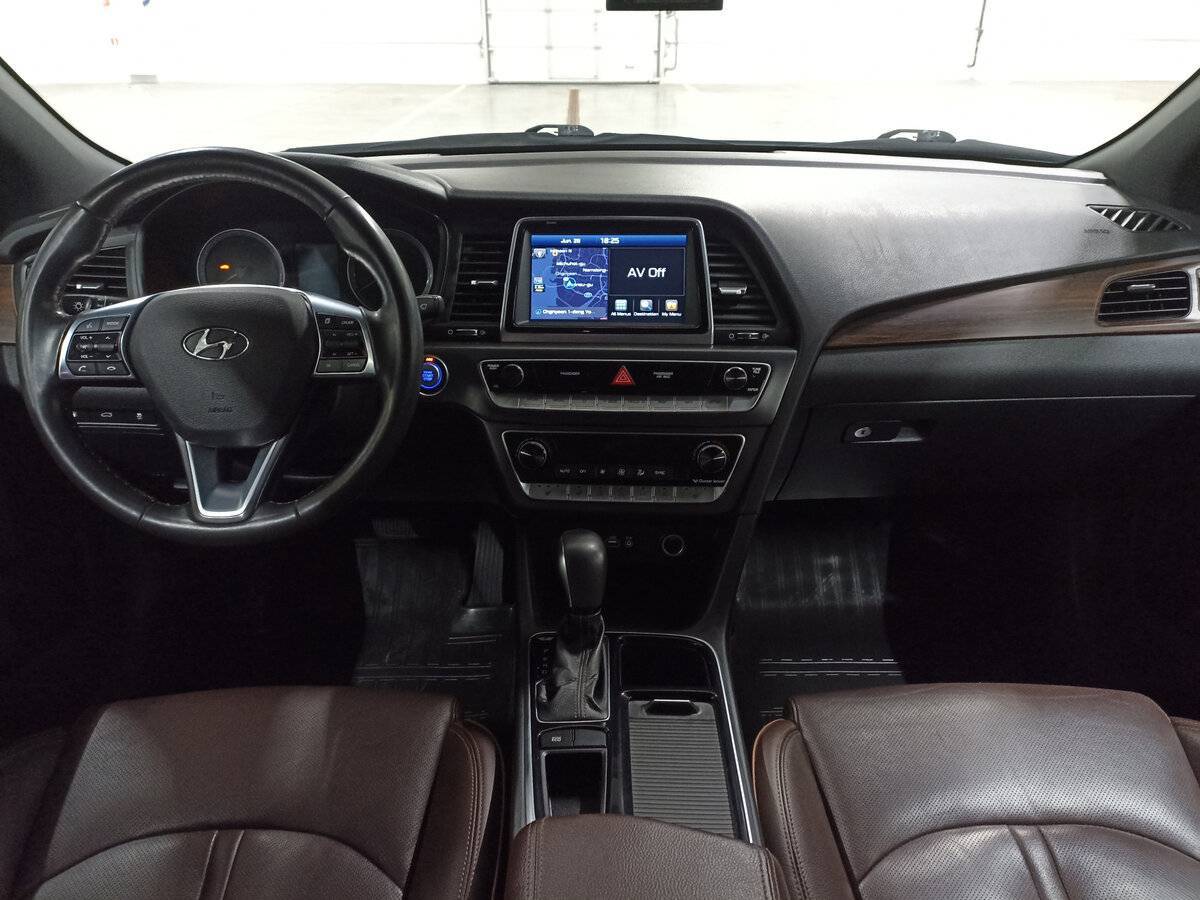 Hyundai Sonata с пробегом — 2017 год. Фото: #13