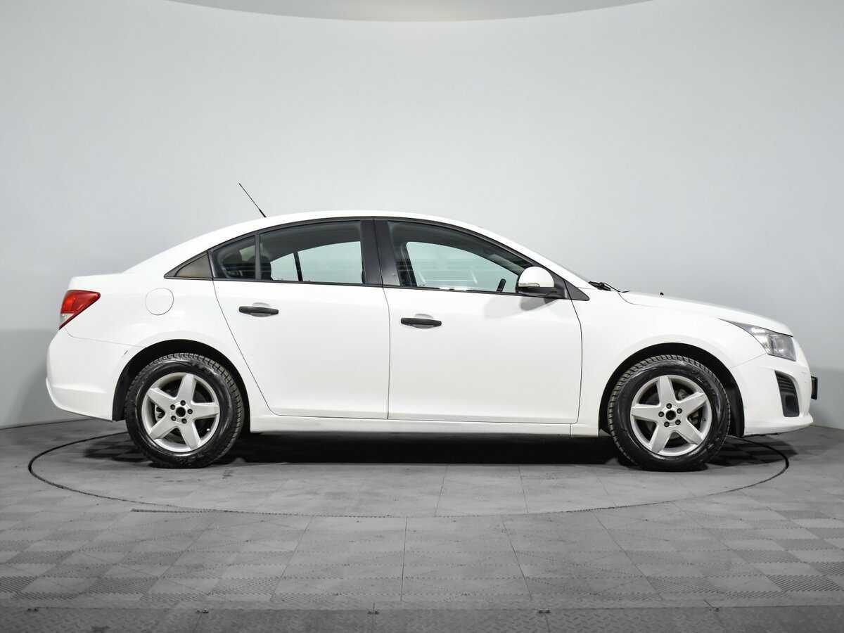 Chevrolet Cruze с пробегом — 2014 год. Фото: #3