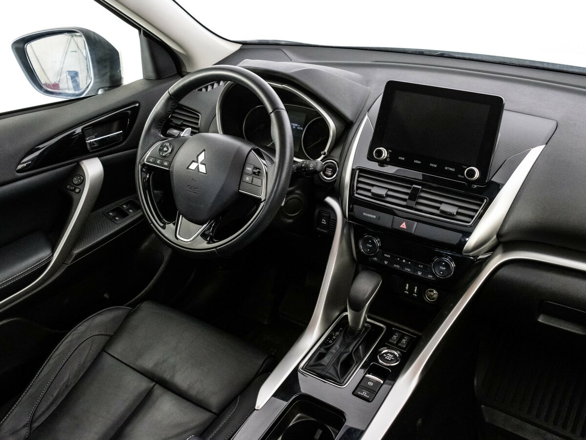 Mitsubishi Eclipse Cross с пробегом — 2022 год. Фото: #6