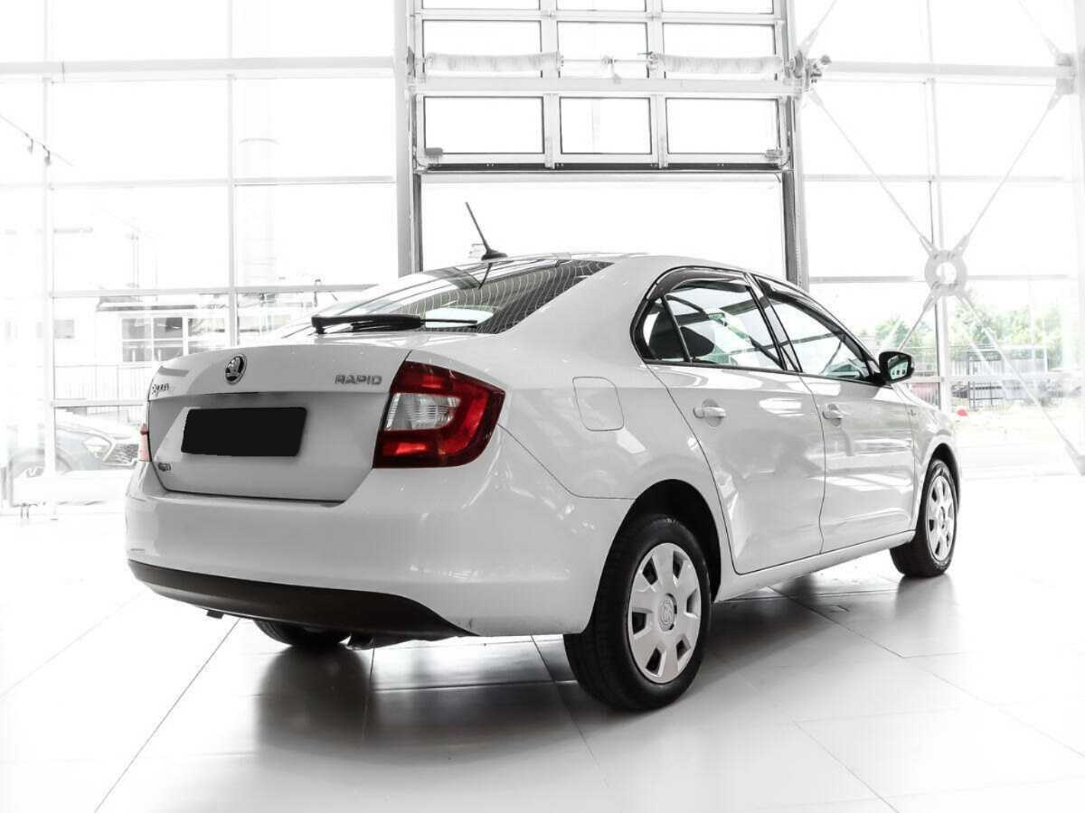Skoda Rapid с пробегом — 2019 год. Фото: #4