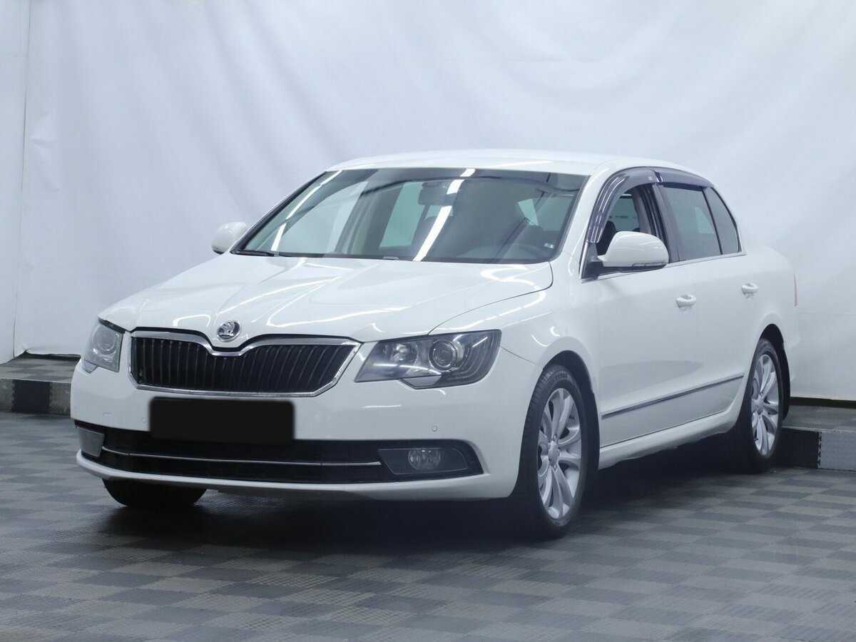 Skoda Superb с пробегом — 2013 год. Фото: #0