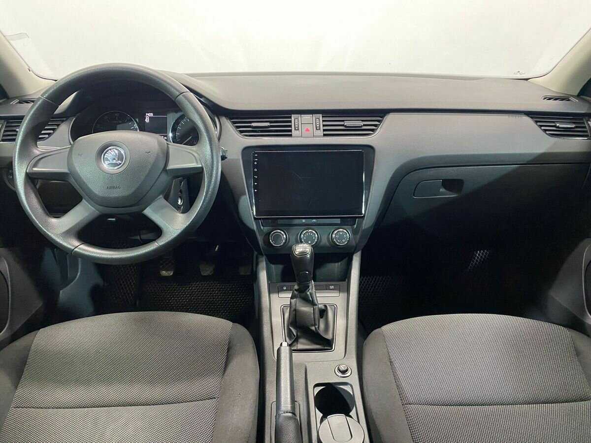 Skoda Octavia с пробегом — 2014 год. Фото: #8