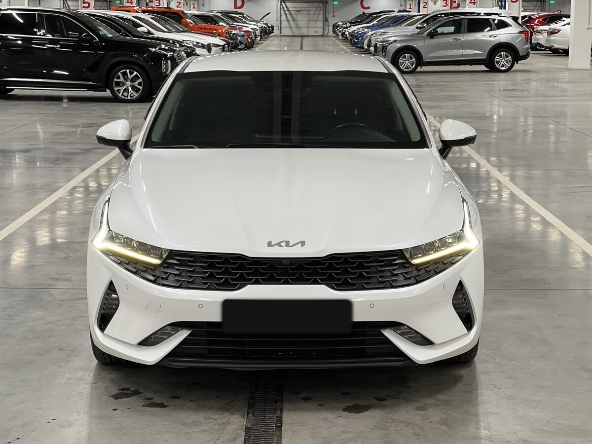 Kia K5 с пробегом — 2022 год. Фото: #1