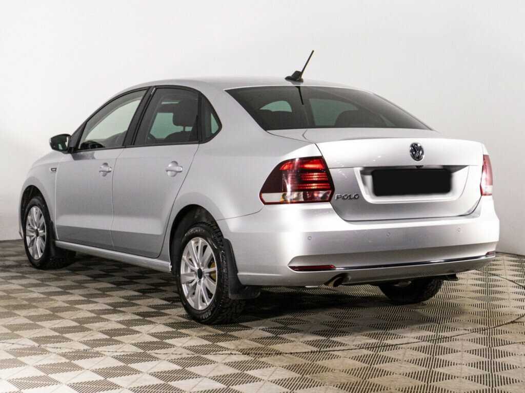 Volkswagen Polo с пробегом — 2018 год. Фото: #6