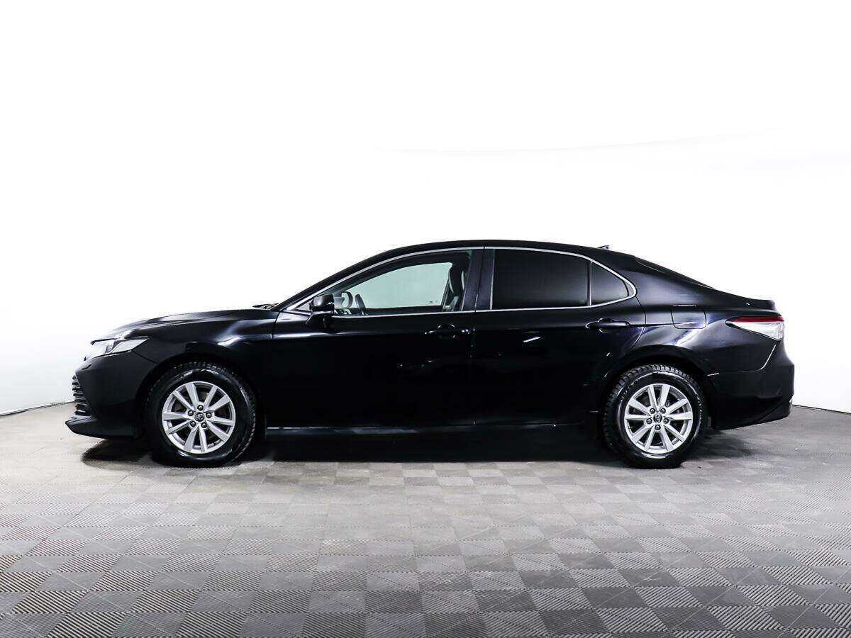 Toyota Camry с пробегом — 2018 год. Фото: #7