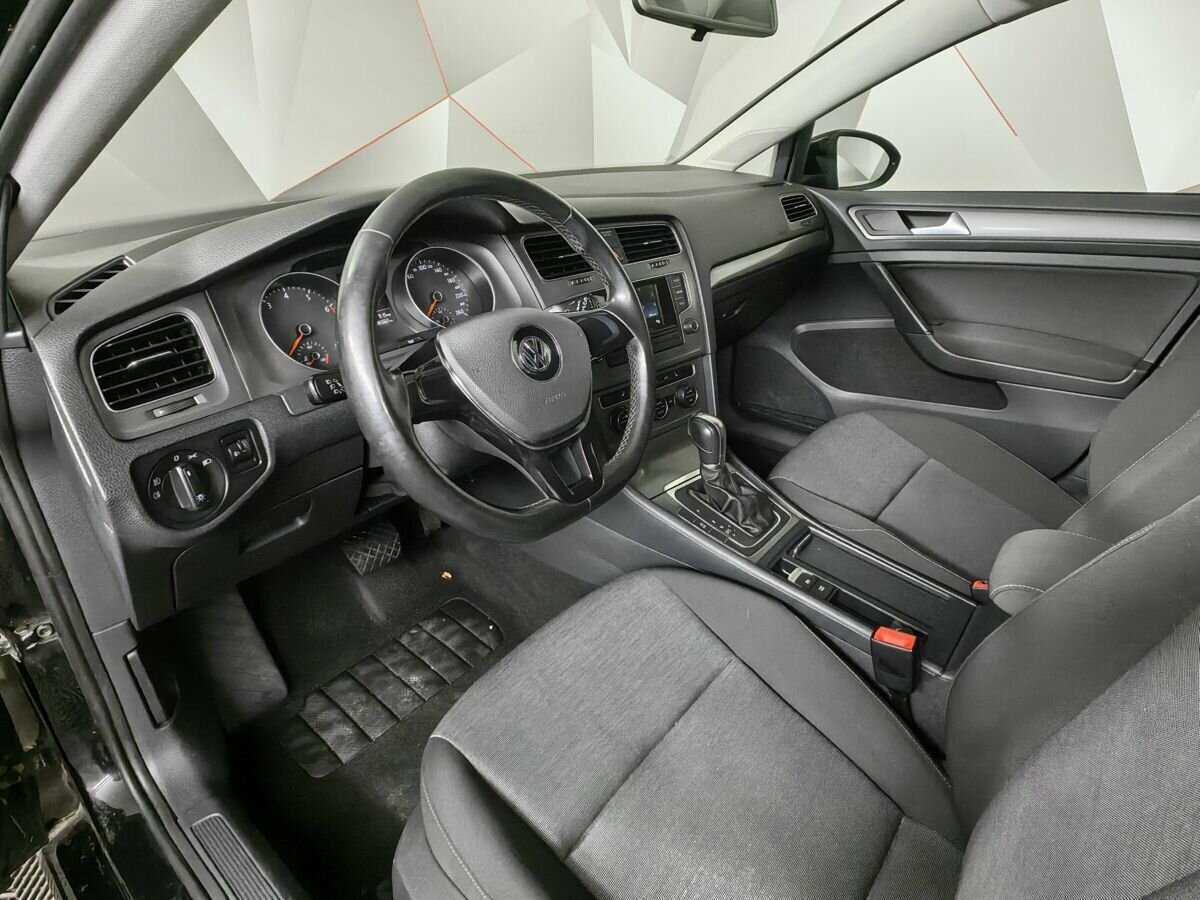 Volkswagen Golf с пробегом — 2013 год. Фото: #13