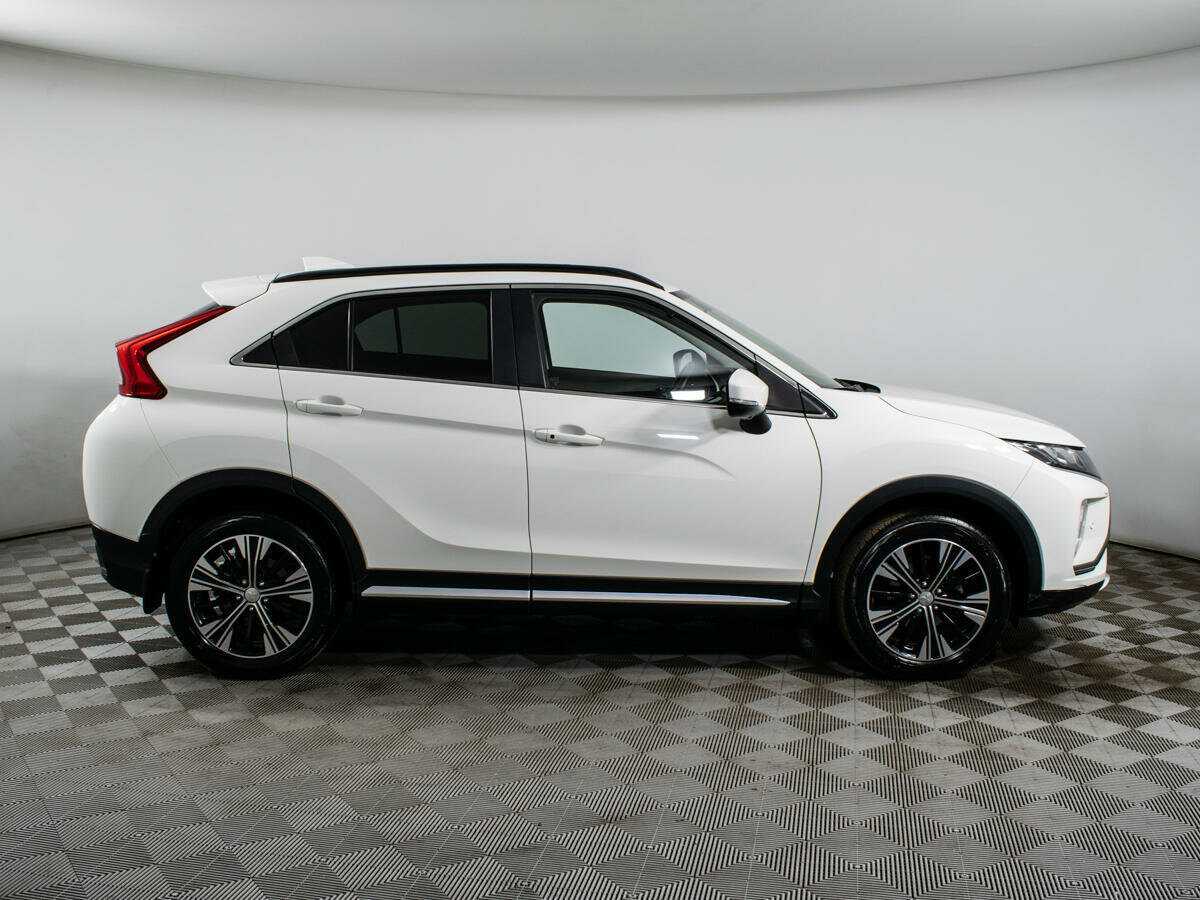 Mitsubishi Eclipse Cross с пробегом — 2019 год. Фото: #3