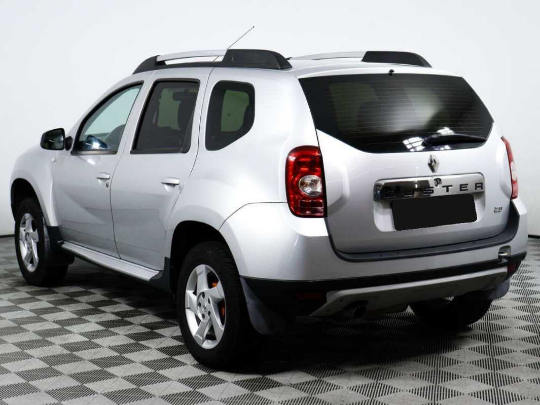 Renault Duster с пробегом — 2014 год. Фото: #6