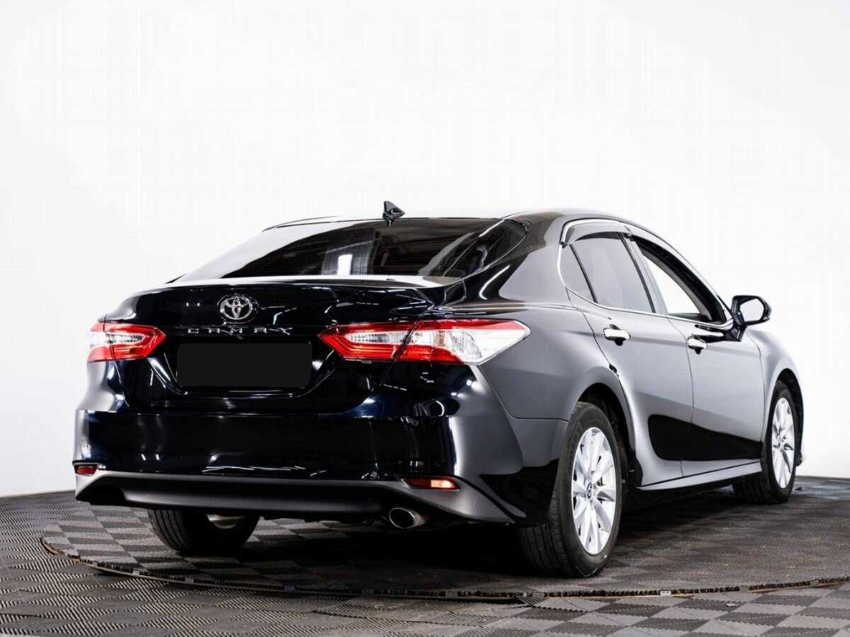 Toyota Camry с пробегом — 2019 год. Фото: #5