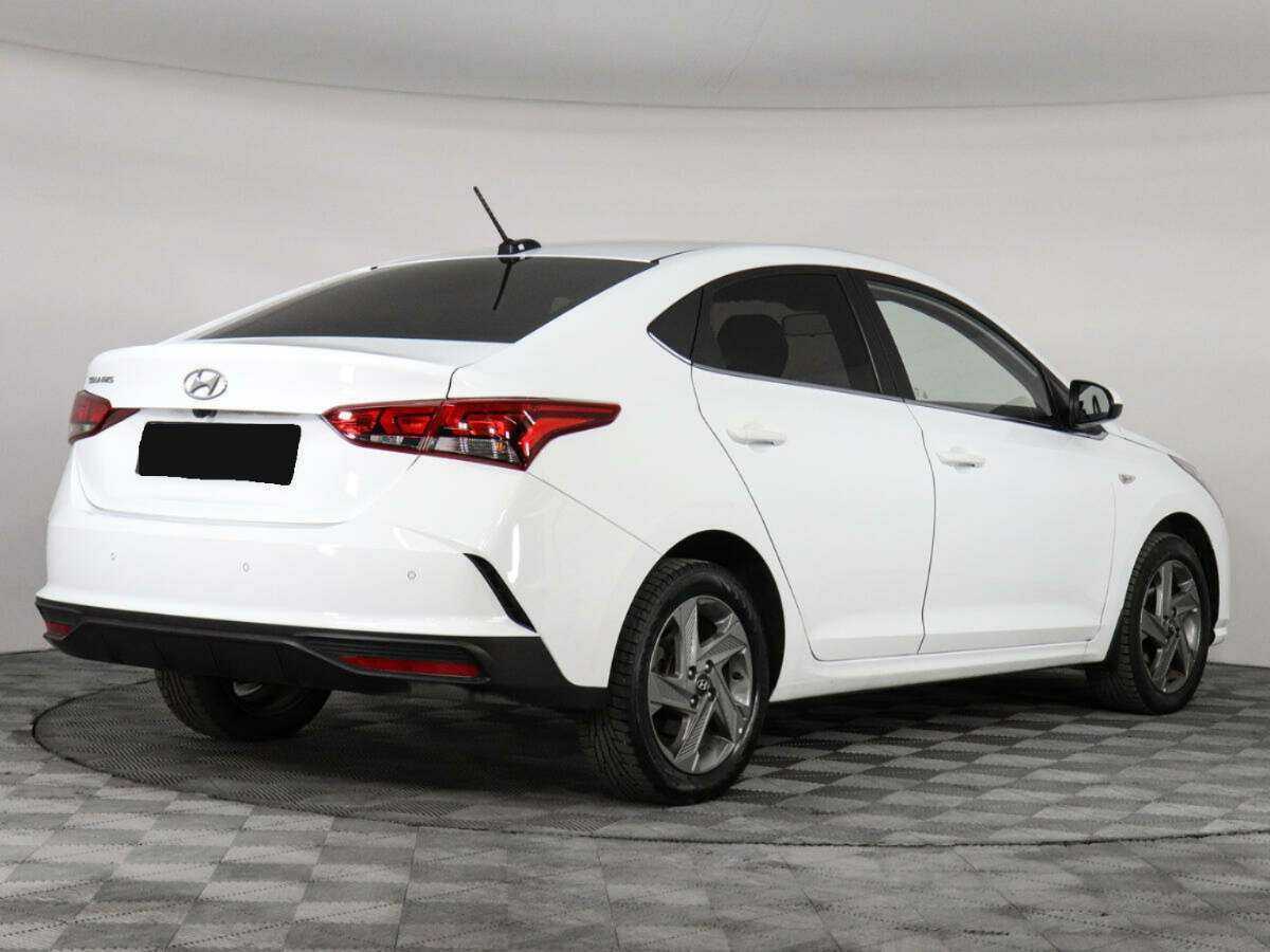 Hyundai Solaris с пробегом — 2020 год. Фото: #4