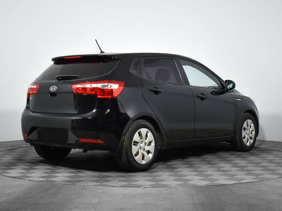 Kia Rio с пробегом — 2012 год. Фото: #4