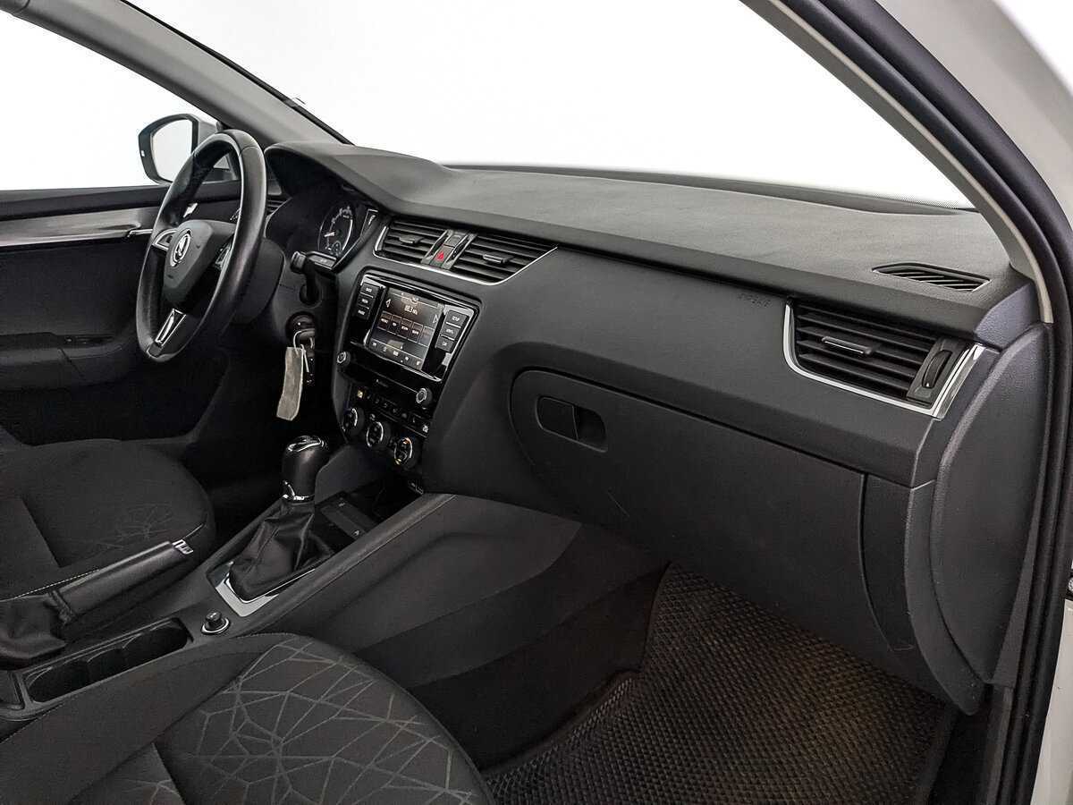Skoda Octavia с пробегом — 2018 год. Фото: #12