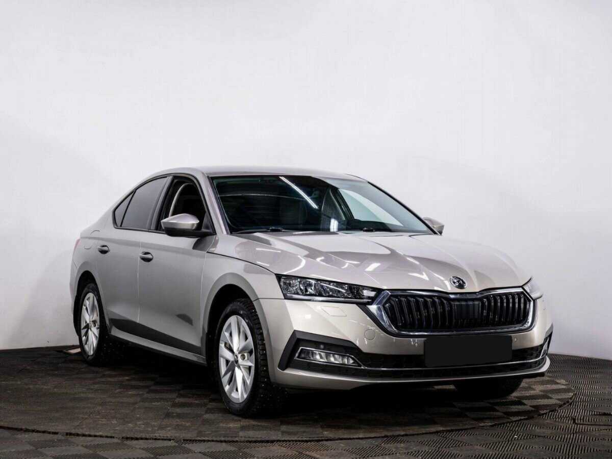 Skoda Octavia с пробегом — 2021 год. Фото: #2