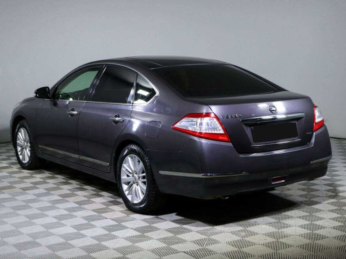 Nissan Teana с пробегом — 2012 год. Фото: #4