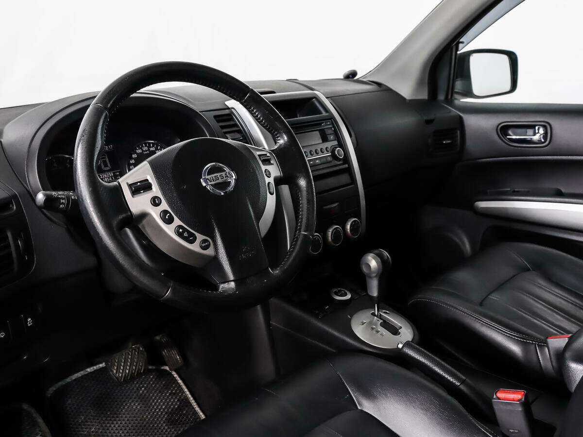 Nissan X-Trail с пробегом — 2013 год. Фото: #8
