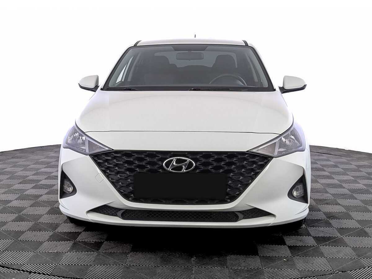 Hyundai Solaris с пробегом — 2020 год. Фото: #1