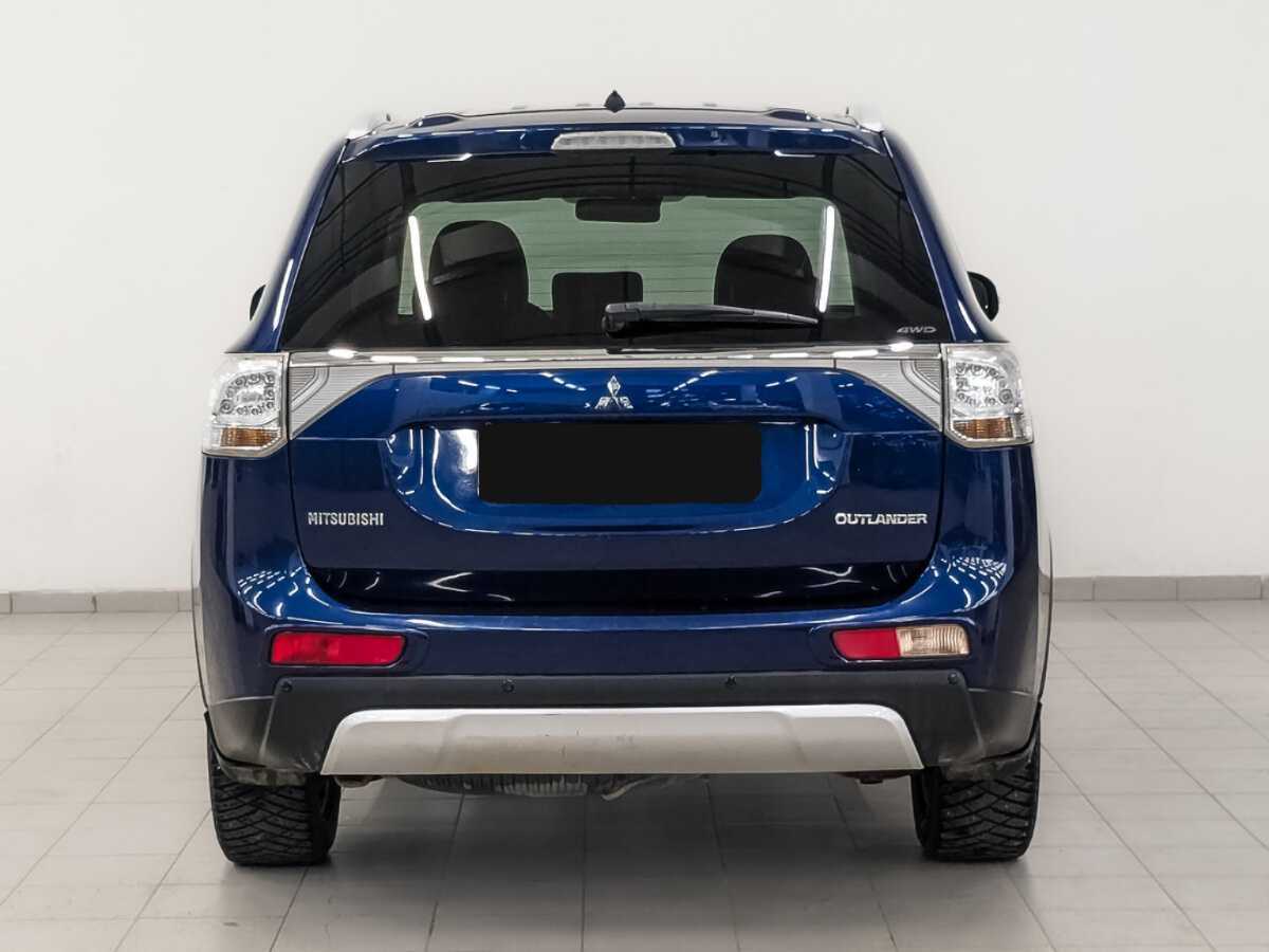Mitsubishi Outlander с пробегом — 2014 год. Фото: #5