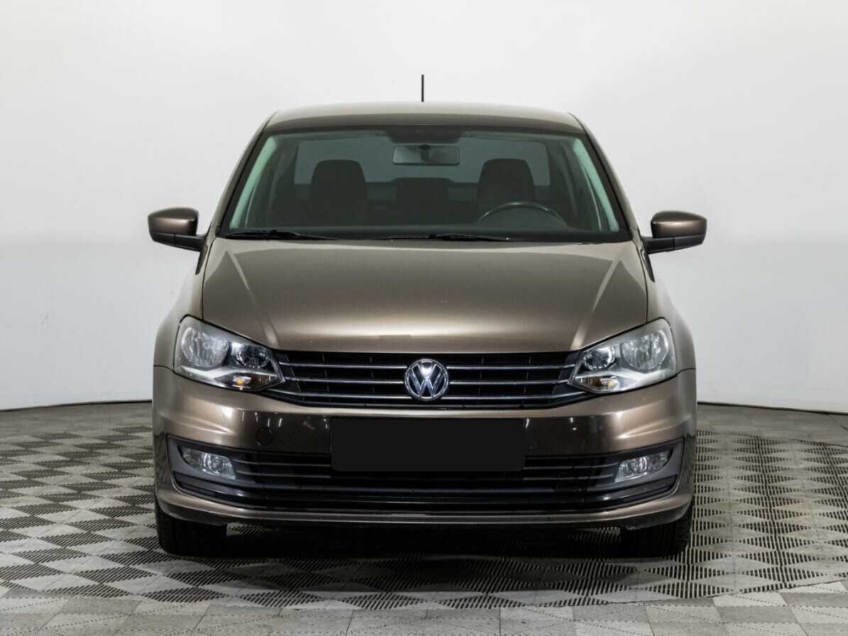 Volkswagen Polo с пробегом — 2018 год. Фото: #1