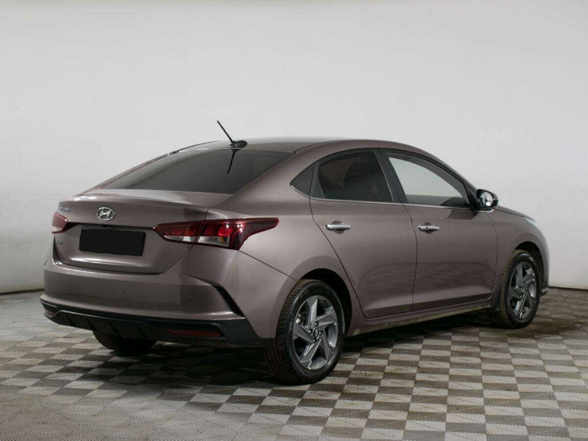Hyundai Solaris с пробегом — 2021 год. Фото: #4