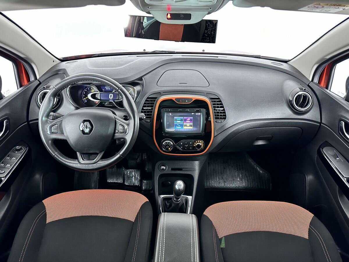 Renault Kaptur с пробегом — 2016 год. Фото: #9