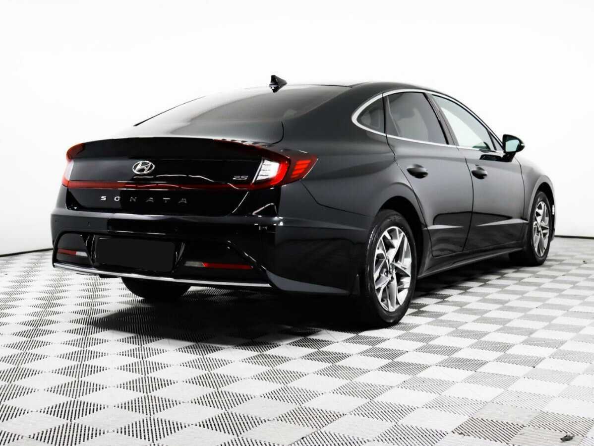 Hyundai Sonata с пробегом — 2021 год. Фото: #4
