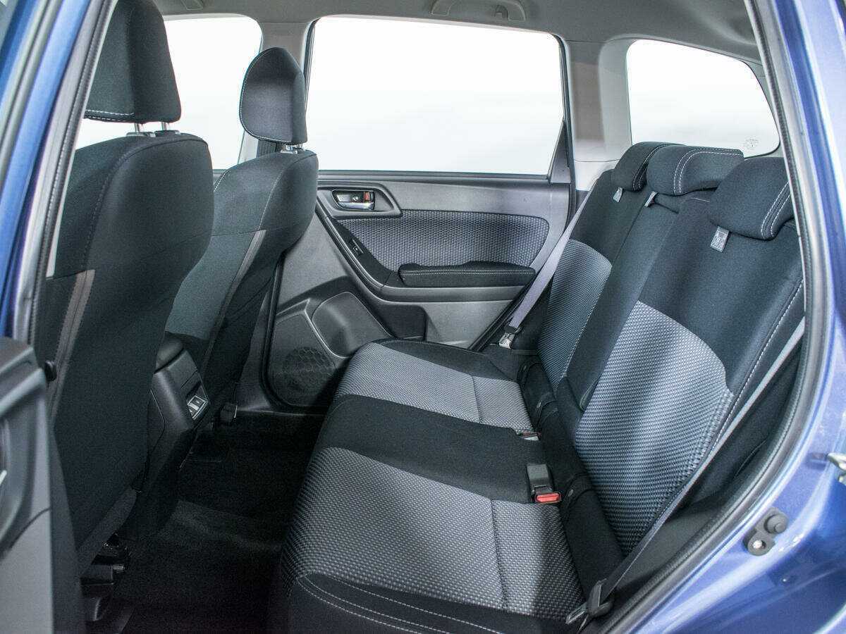 Subaru Forester с пробегом — 2018 год. Фото: #9