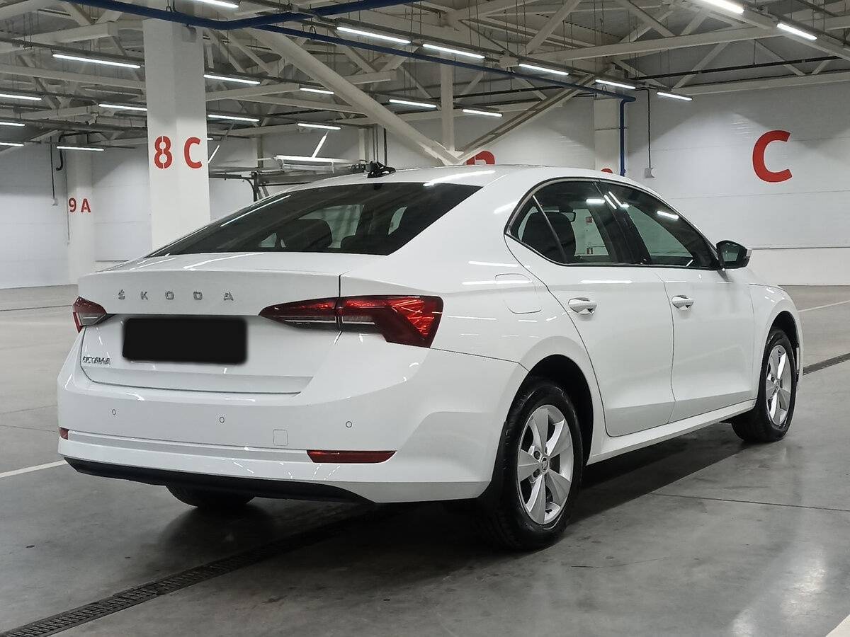 Skoda Octavia с пробегом — 2021 год. Фото: #4