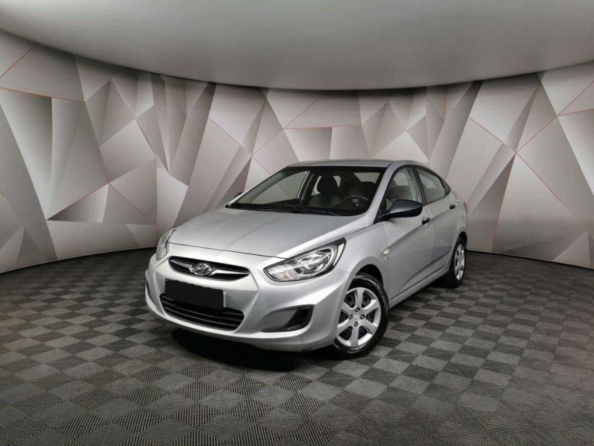 Hyundai Solaris с пробегом — 2014 год. Посмотреть фото