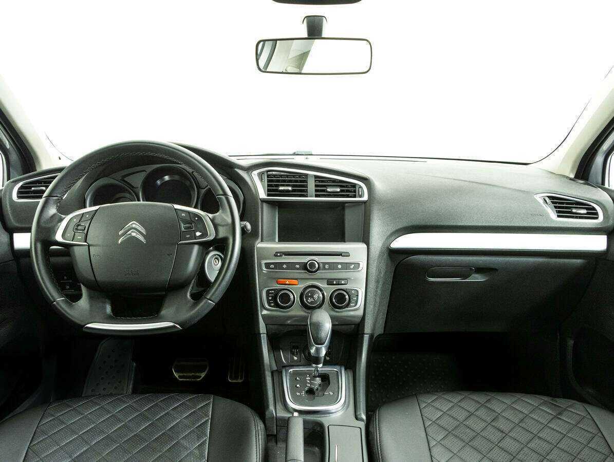 Citroen C4 с пробегом — 2016 год. Фото: #10