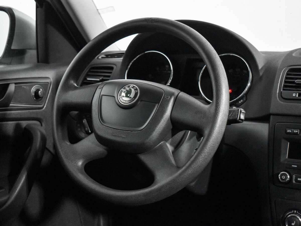 Skoda Yeti с пробегом — 2013 год. Фото: #16