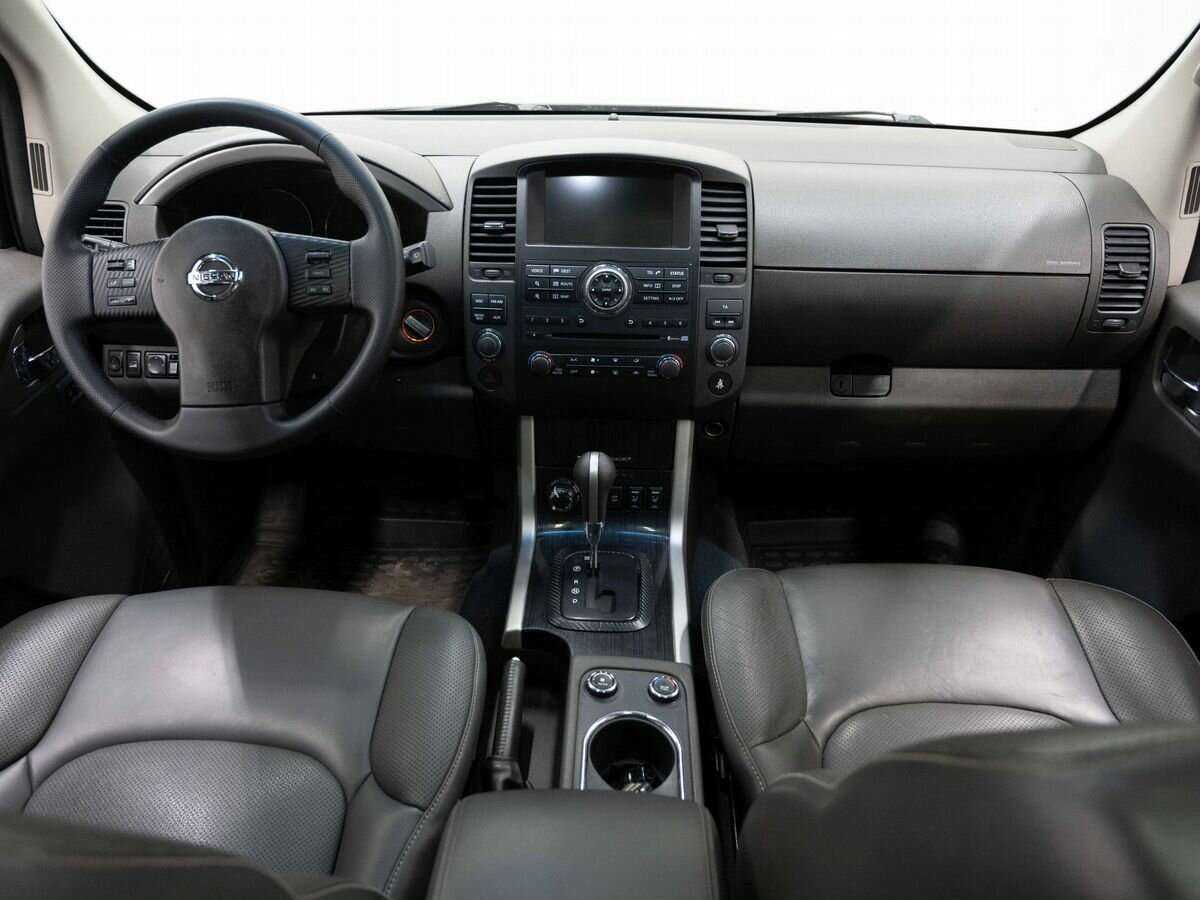 Nissan Pathfinder с пробегом — 2013 год. Фото: #12