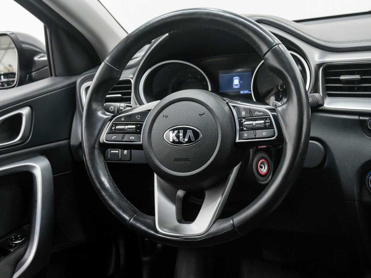 Kia Ceed с пробегом — 2019 год. Фото: #11