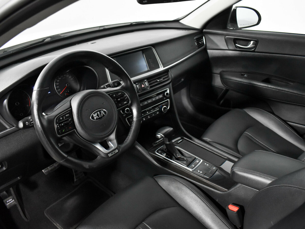 Kia K5 с пробегом — 2017 год. Фото: #6