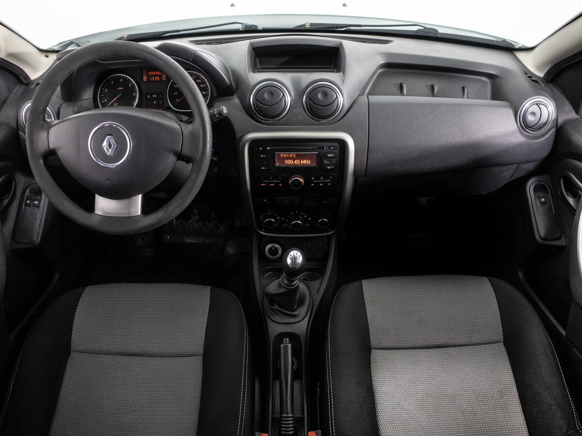 Renault Duster с пробегом — 2014 год. Фото: #13