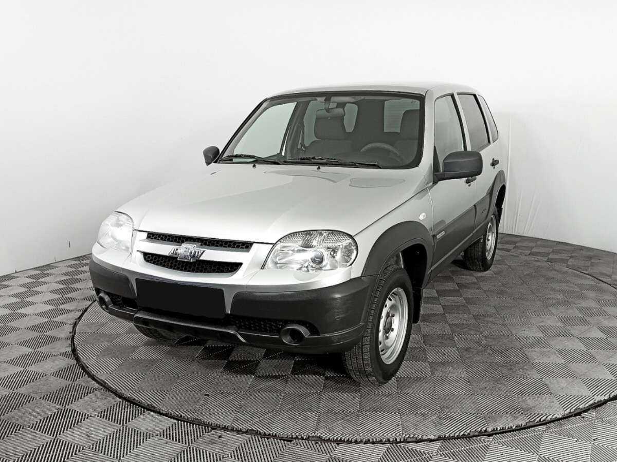 Chevrolet Niva с пробегом — 2017 год. Фото: #0