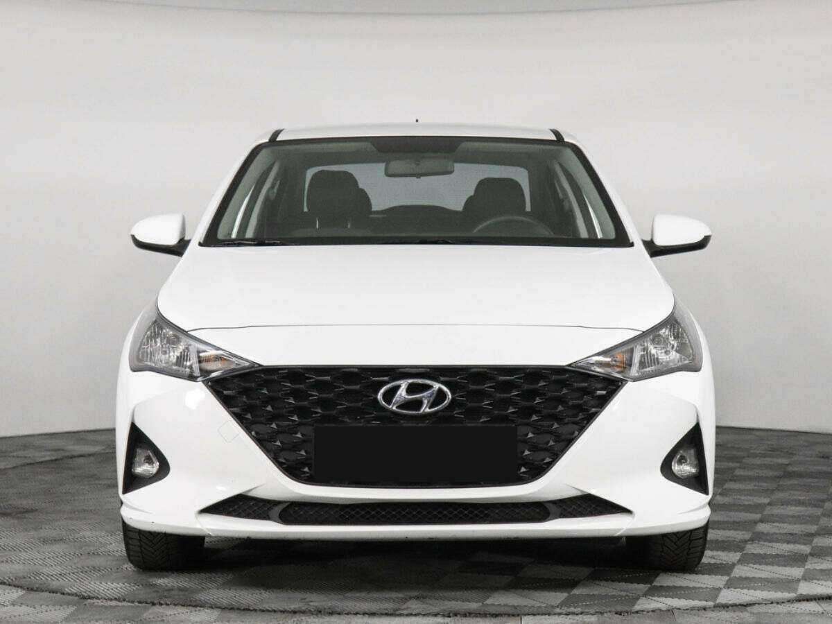 Hyundai Solaris с пробегом — 2021 год. Фото: #1