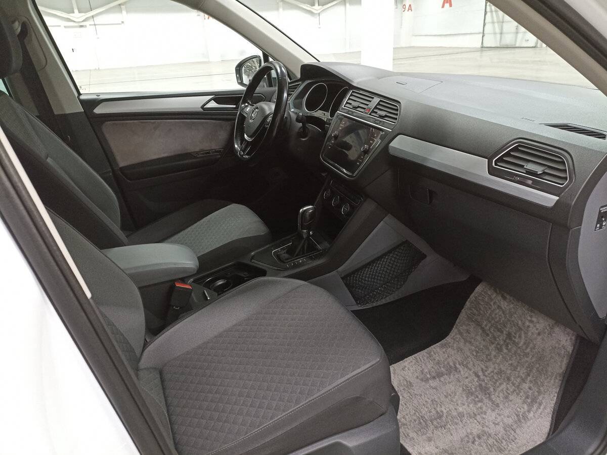 Volkswagen Tiguan с пробегом — 2017 год. Фото: #10