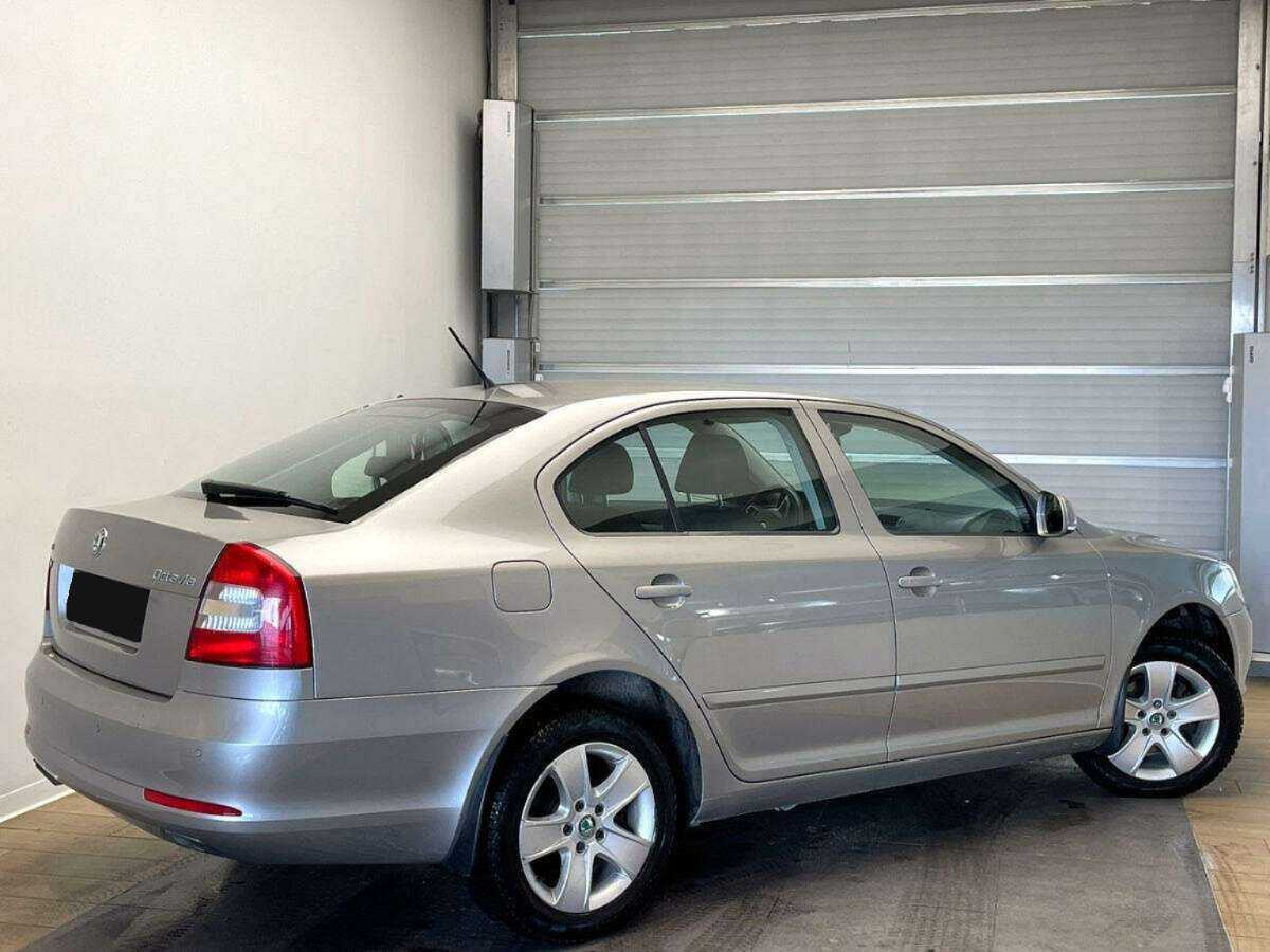 Skoda Octavia с пробегом — 2012 год. Фото: #3