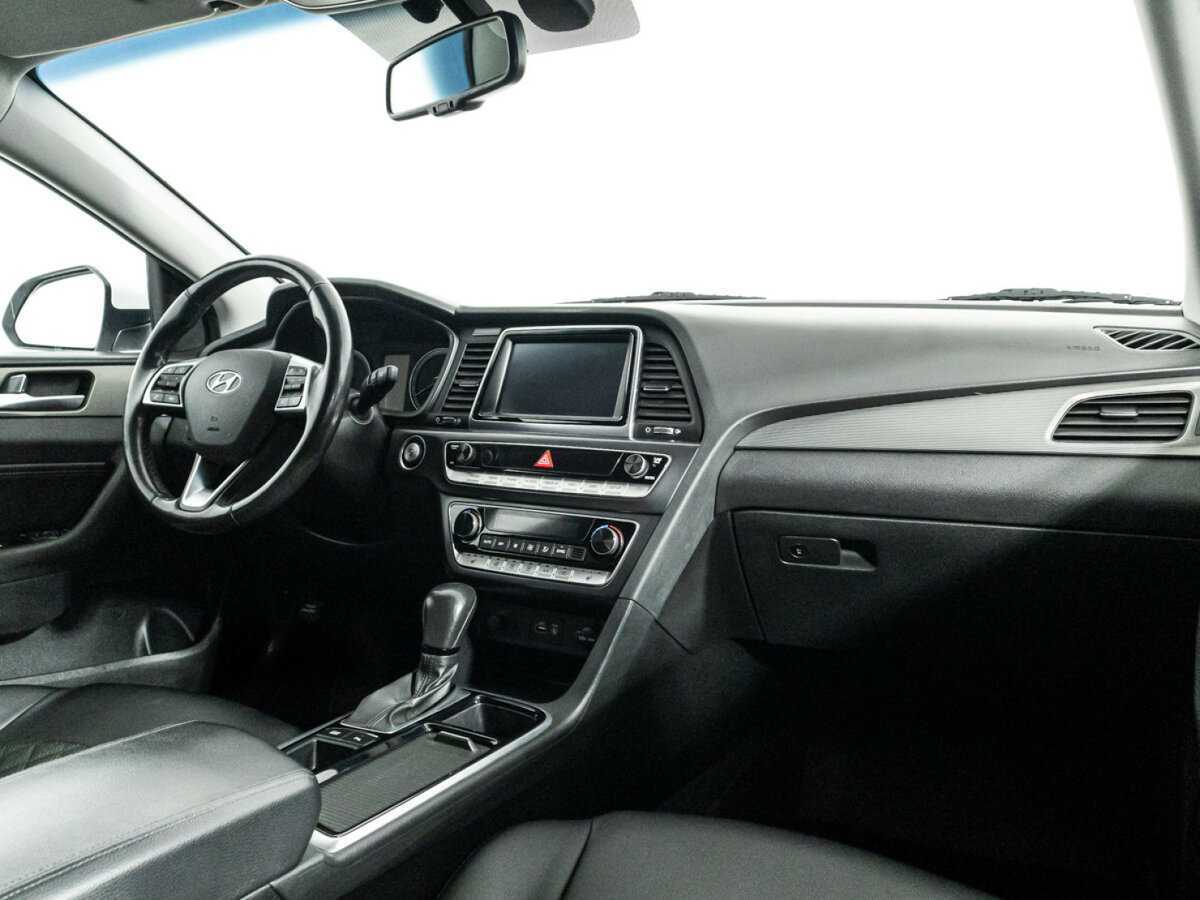 Hyundai Sonata с пробегом — 2018 год. Фото: #8