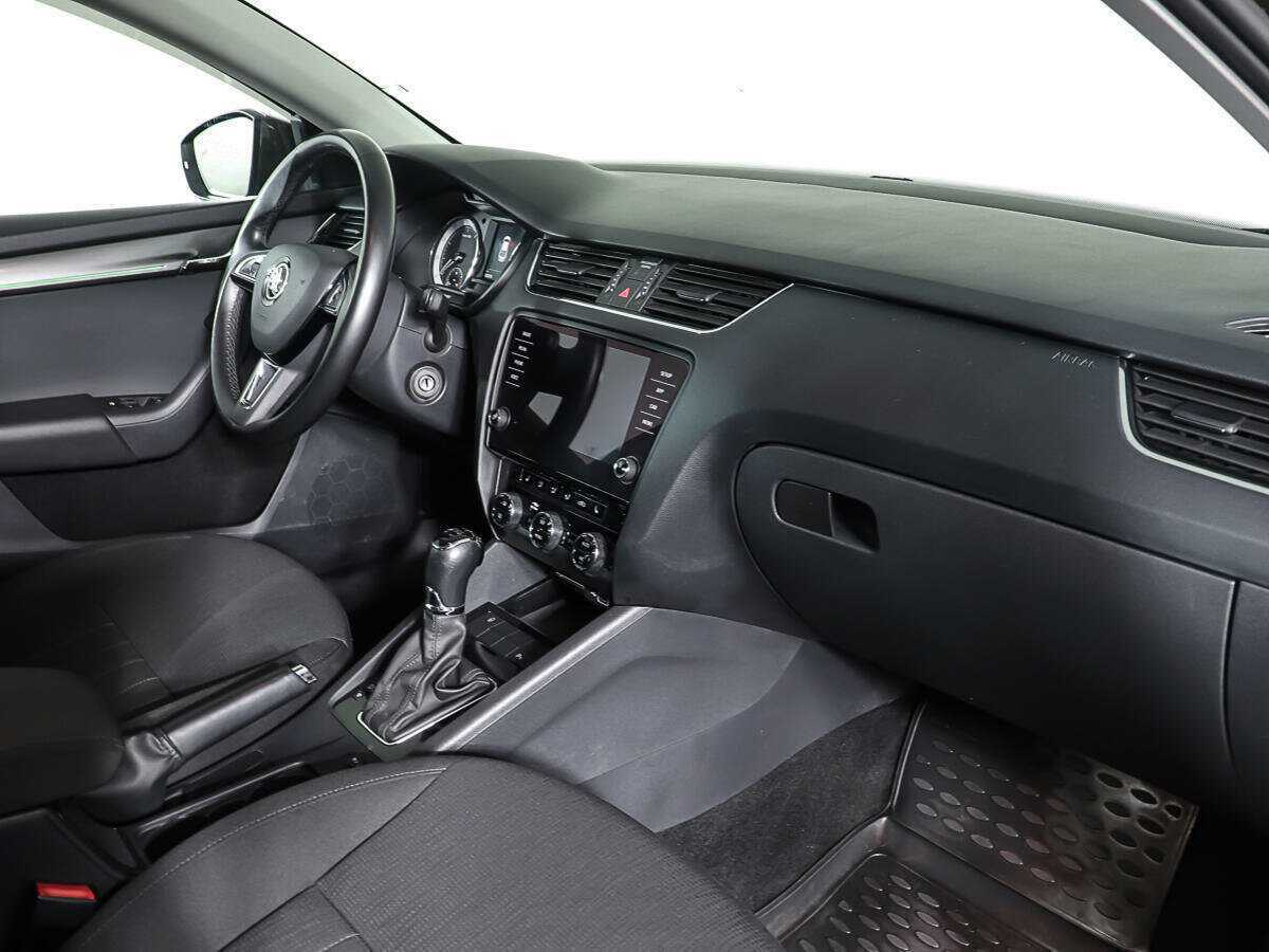 Skoda Octavia с пробегом — 2018 год. Фото: #8