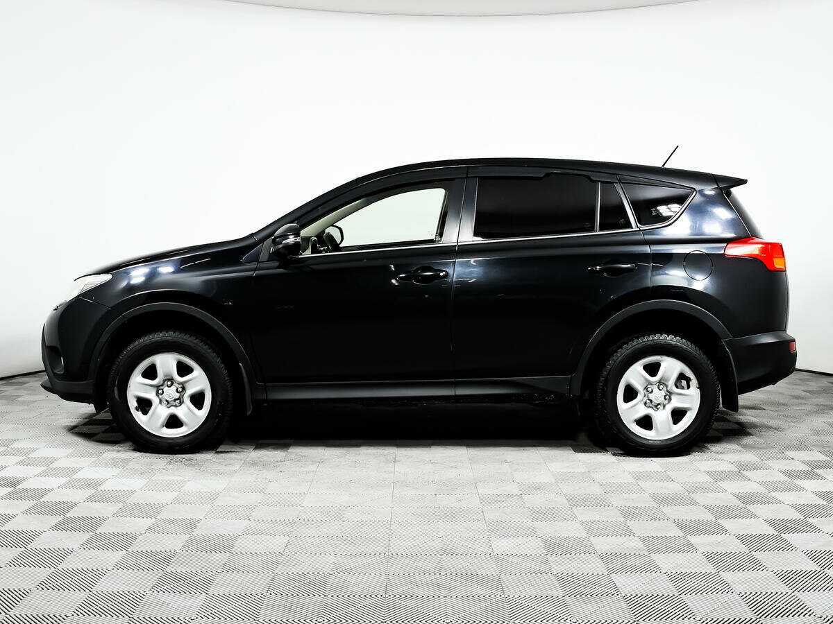 Toyota RAV4 с пробегом — 2013 год. Фото: #7